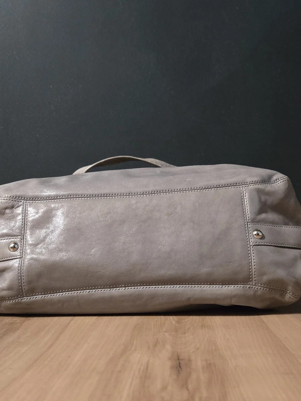 coach | maggie hobo shoulder bag | leather | grey | vintage | y2k